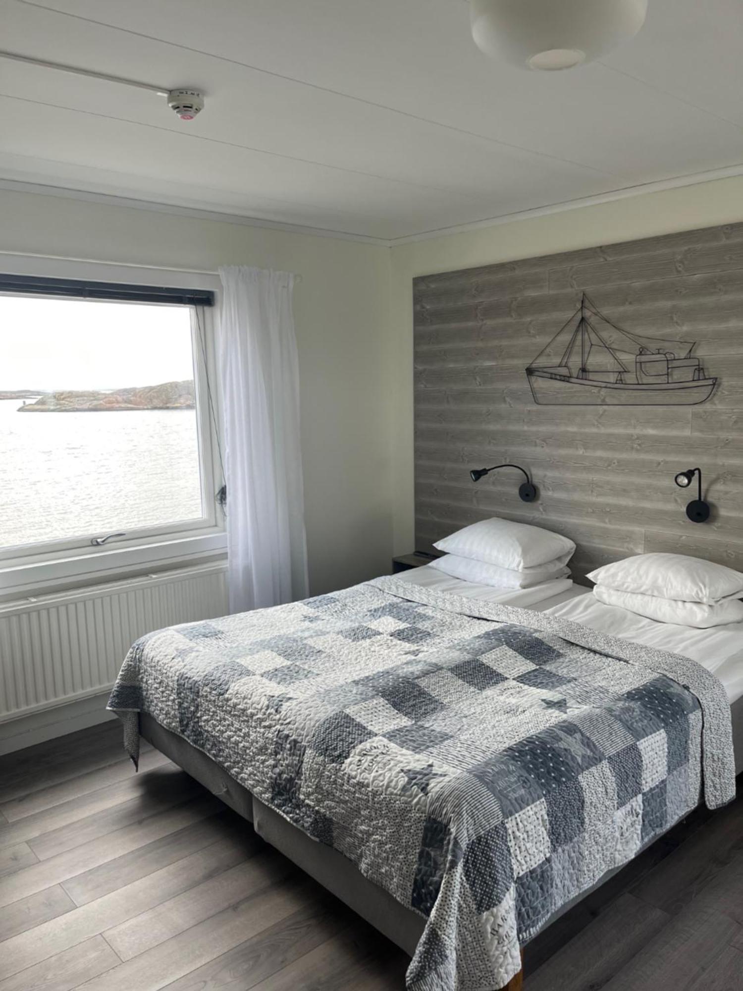 Hotell Fisketangen คุงส์ฮัมน์ ภายนอก รูปภาพ